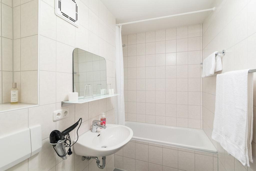Studio Apartment In Dresden-Neustadt Room photo